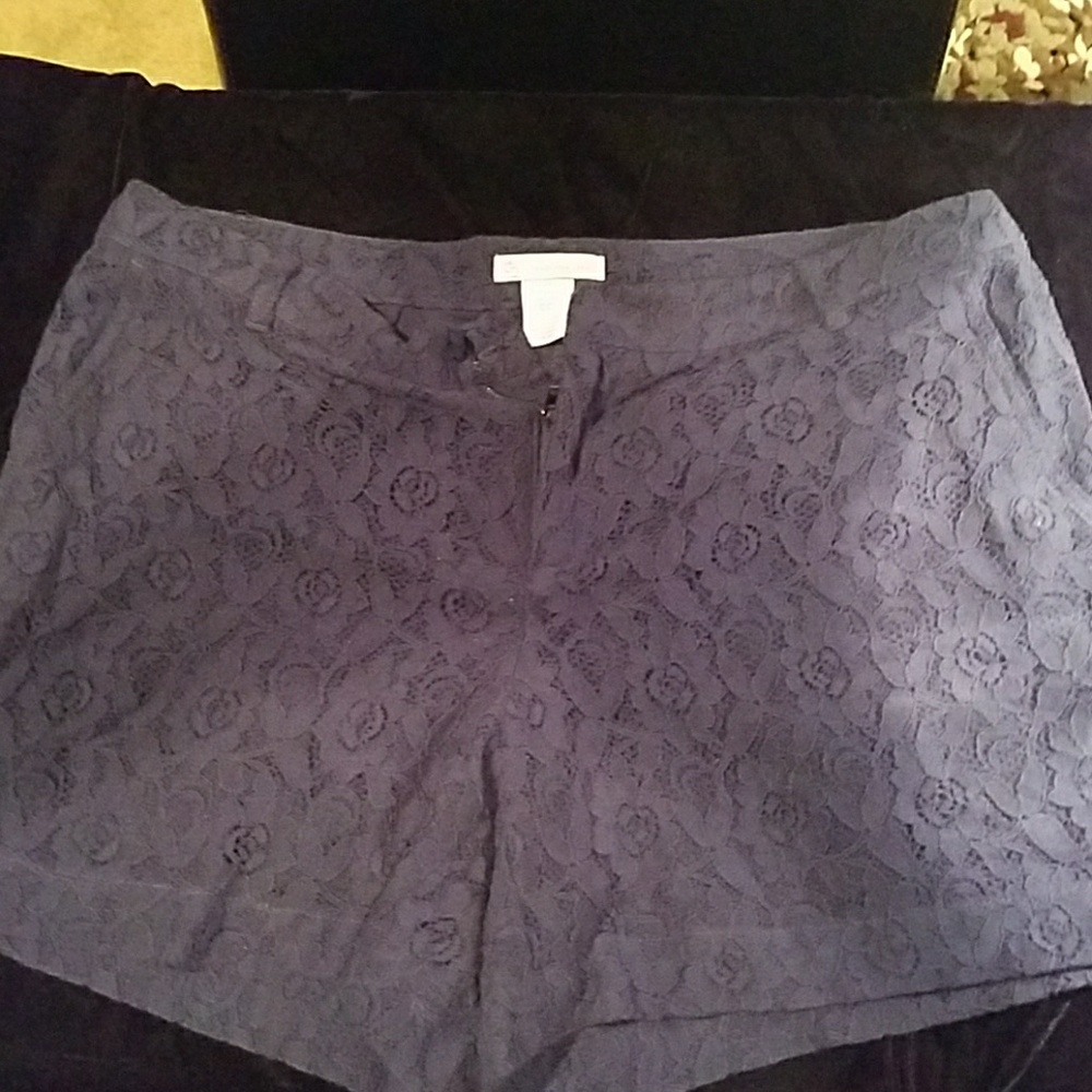 Lace navy shorts